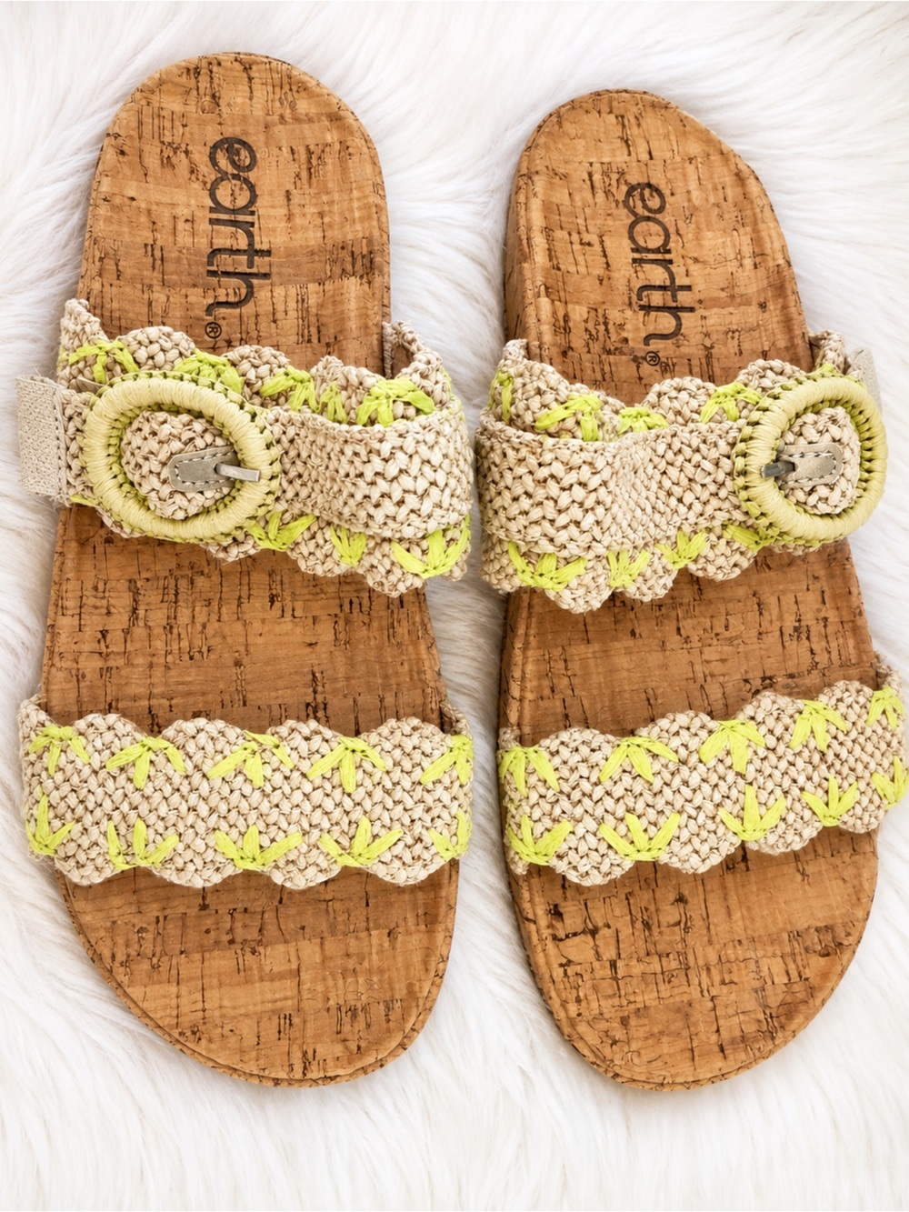 Earth Samsy raffia slide sandals, so comfortable, sz 7, like new!